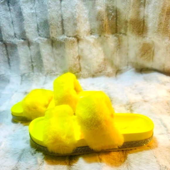 Mata Yellow Faux Fur Furry Double Strap Slide In Sandals - Picture 4 of 8